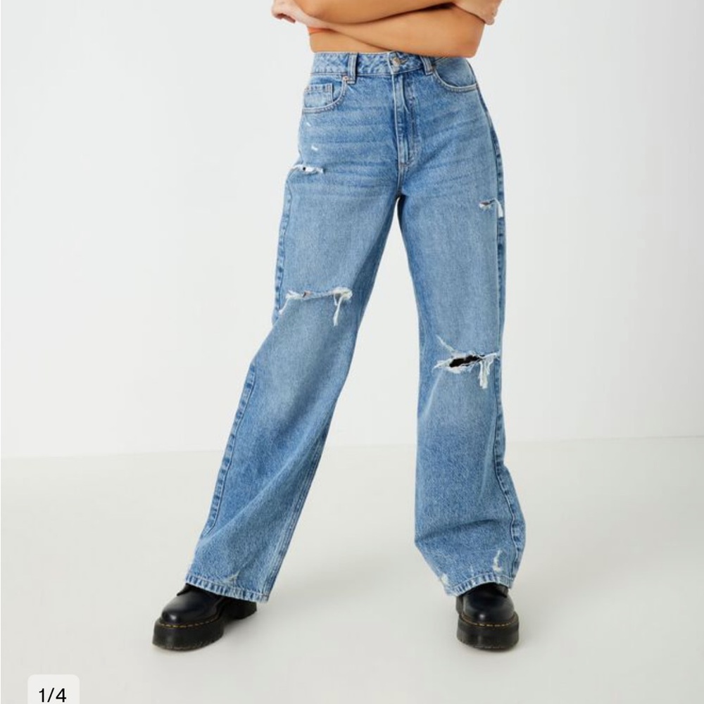 Blue distressed jeans - Picture 2 of 2